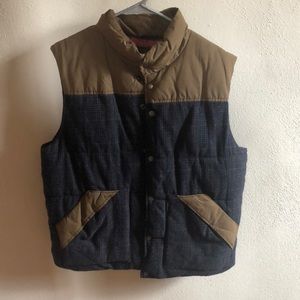 L.o.g.g vest